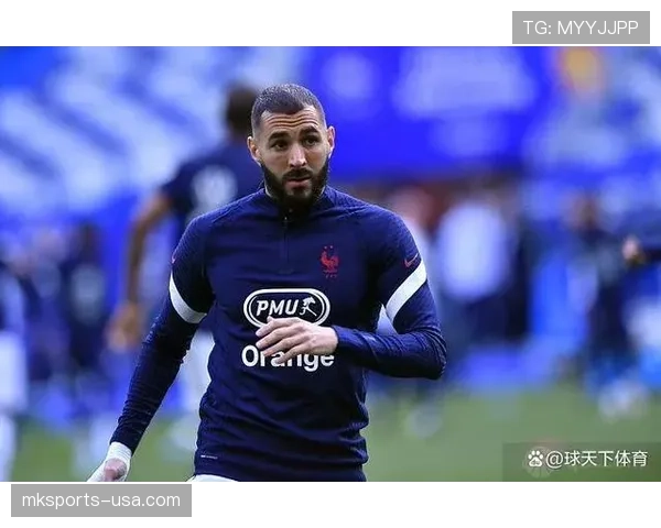 本泽马与苏亚雷斯前场全能性差异的核心维度解析